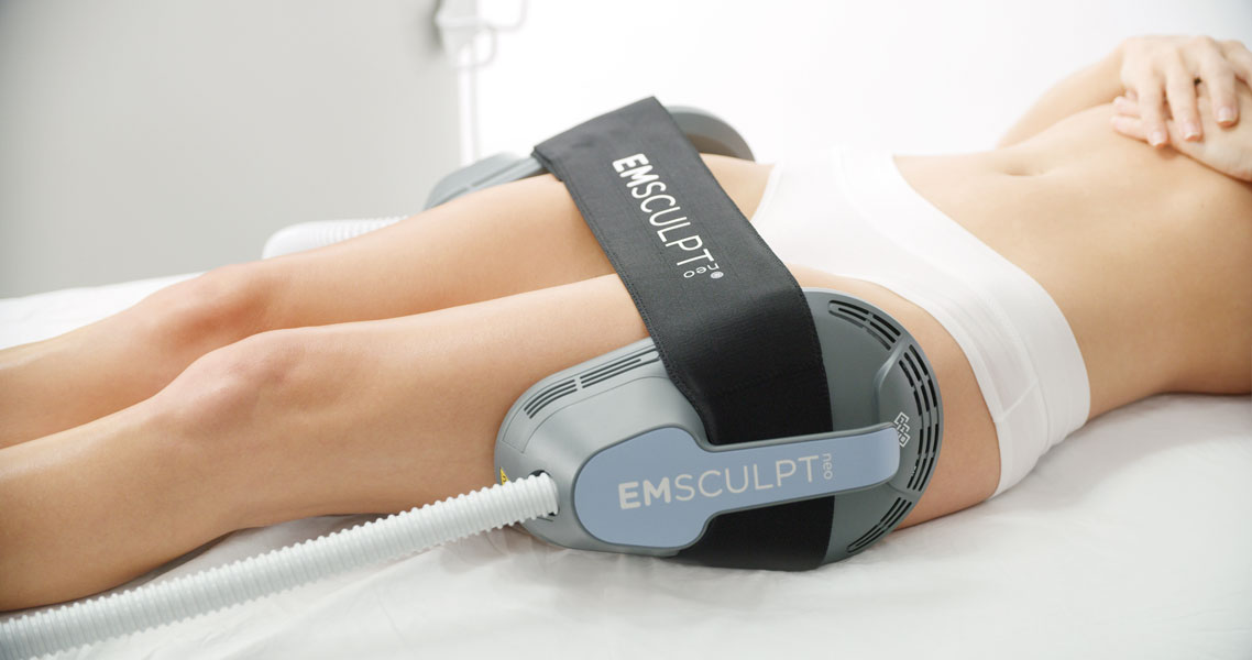 Emsculpt NEO hip contouring and love handle reduction